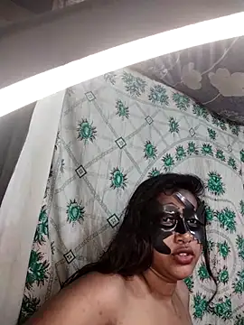 Snapshot of monekhan123 chatting on 03/20/25, 07:57 monekhan123 online show from 03/20/25, 07:57