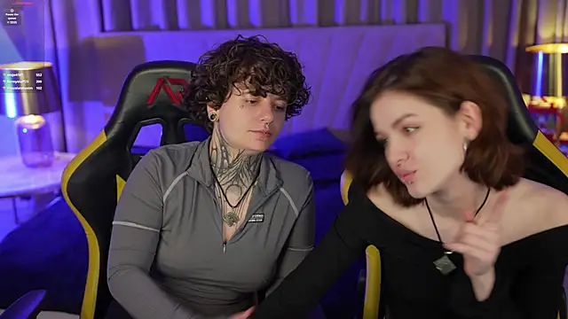 Snapshot of Adell_054 chatting on 02/02/25, 08:19 Adell 054 online show from 02/02/25, 08:19