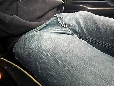 Snapshot of Boss5989 chatting on 09/18/25, 11:34 Boss5989 online show from 09/18/25, 11:34