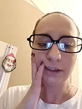 Mia RainX online show from 02/03/26, 08:47