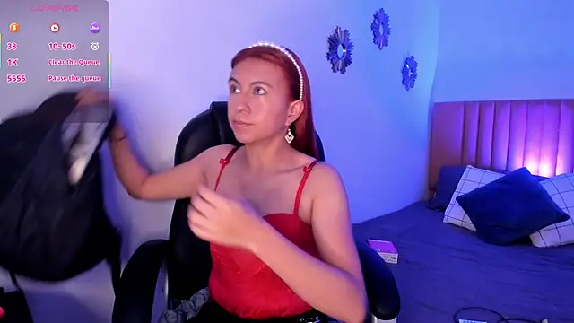 Snapshot of fer_angel_ chatting on 02/26/25, 12:47 fer angel online show from 02/26/25, 12:47