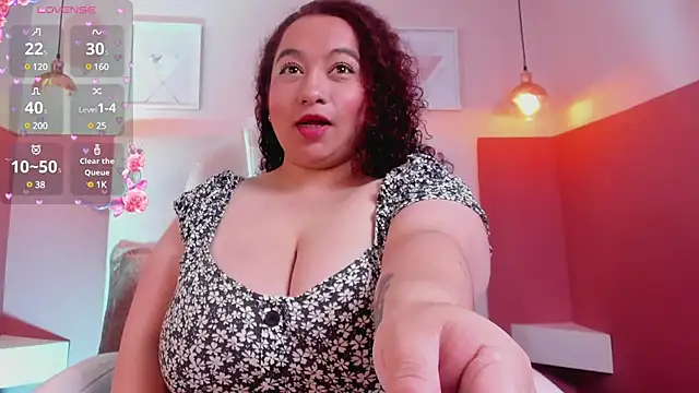 Snapshot of kattarina_ chatting on 02/19/25, 12:44 kattarina online show from 02/19/25, 12:44