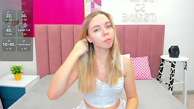 TessaAdorable online show from 11/29/25, 01:30