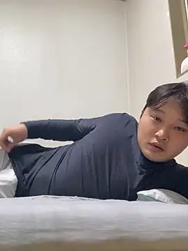 offwhite777 online show from 03/16/25, 10:44