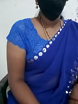 Snapshot of Tamil_Meera12 chatting on 02/11/25, 05:07 Tamil Meera12 online show from 02/11/25, 05:07