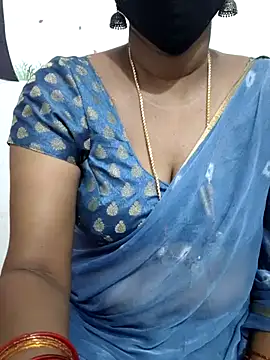 Snapshot of Tamil_Meera12 chatting on 09/27/25, 06:57 Tamil Meera12 online show from 09/27/25, 06:57