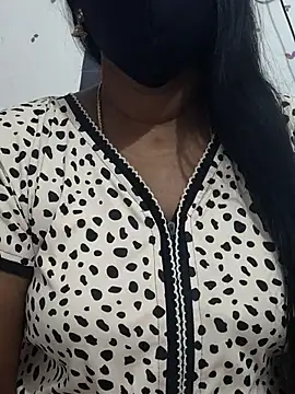 Tamil Meera12 online show from 11/04/25, 06:12