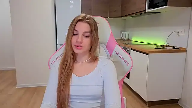 Enjoy everymoment  online show from 03/17/26, 08:34