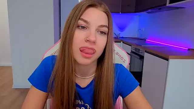 Enjoy everymoment  online show from 04/23/26, 01:57