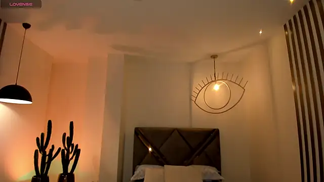 BeccaBaxter online show from 10/08/25, 07:33