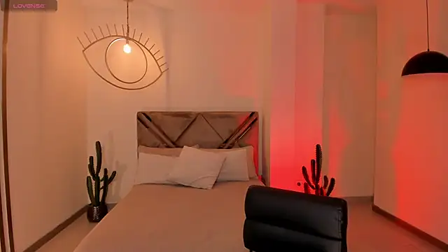 BeccaBaxter online show from 04/23/26, 12:15