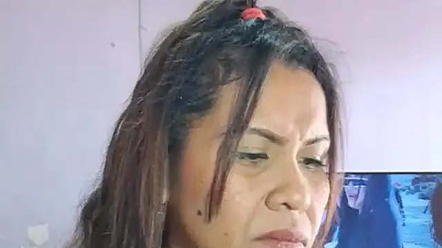 kyliebigboobs online show from 10/02/25, 02:02