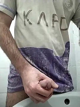 Snapshot of Mfchefe chatting on 11/04/25, 03:11 Mfchefe online show from 11/04/25, 03:11