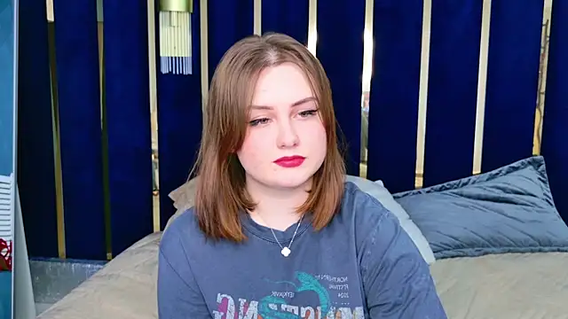 Snapshot of Kendra_Parlow chatting on 02/08/25, 10:19 Kendra Parlow online show from 02/08/25, 10:19