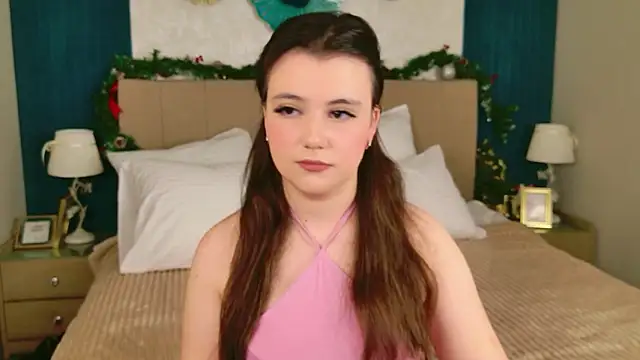 Pauline Heaven online show from 01/06/26, 05:55