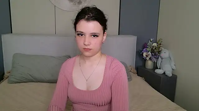 Pauline Heaven online show from 07/05/26, 05:58