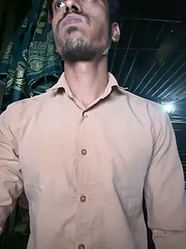 Loveinsync online show from 12/16/25, 08:08