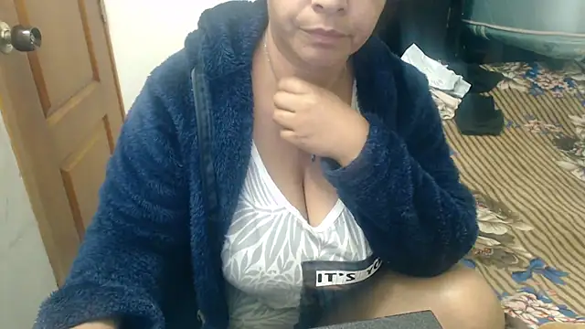 Snapshot of Siblleyx chatting on 02/20/26, 10:32 Siblleyx online show from 02/20/26, 10:32