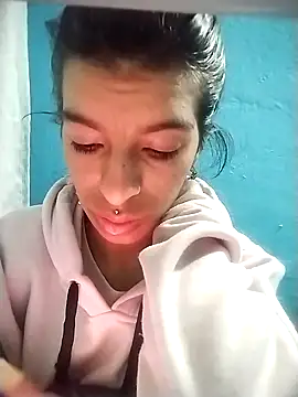 Ariell Kieran online show from 09/22/25, 07:32