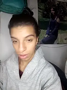 Ariell Kieran online show from 10/17/25, 04:04