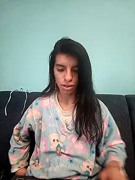 Ariell Kieran online show from 11/21/25, 08:51