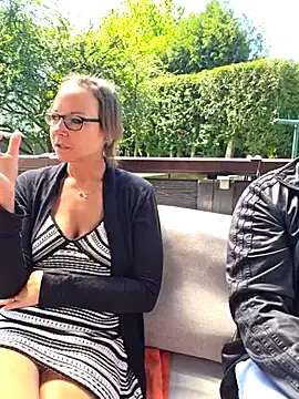 Fuxy-love69 online show from 04/26/26, 12:03