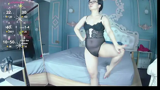 LucianaMe online show from 03/10/25, 03:23