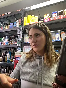 Andrea18 blonde online show from 04/23/26, 05:59