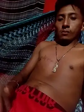 Snapshot of astro35 chatting on 10/20/25, 11:21 astro35 online show from 10/20/25, 11:21