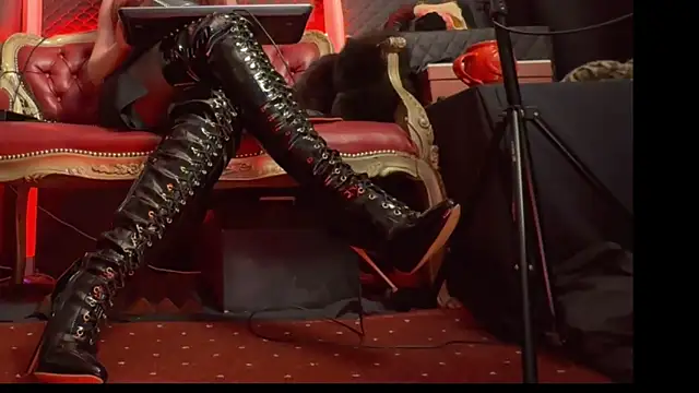 MistressesAliceAndRita online show from 04/14/26, 06:25