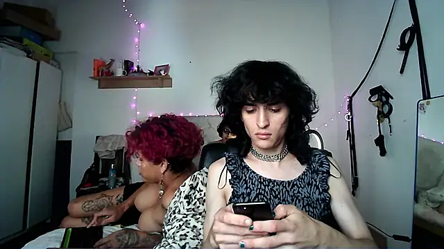 Penygirl online show from 11/30/25, 02:59