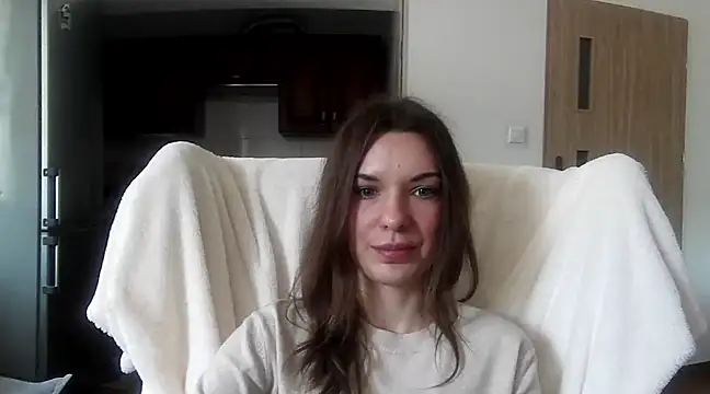 aurora lust online show from 02/24/25, 10:37