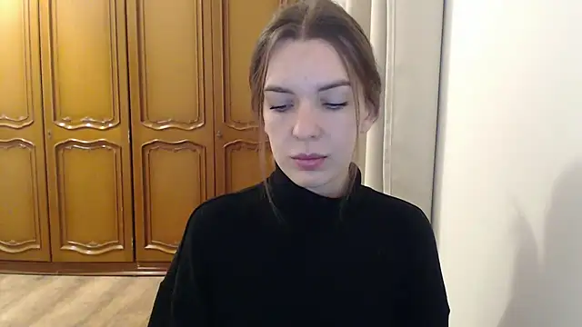 aurora lust online show from 11/20/25, 06:24