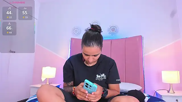 Liiam smith  online show from 09/19/25, 09:59