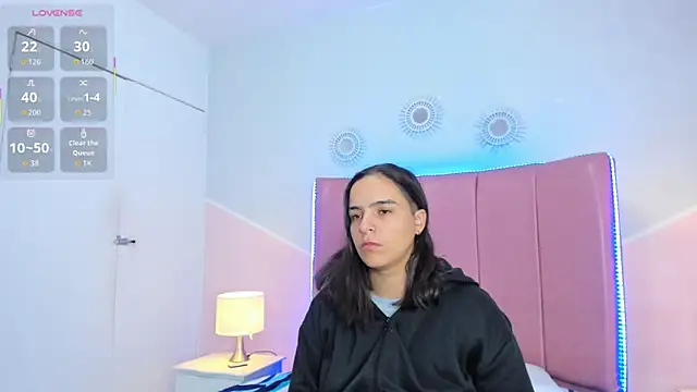 Liiam smith  online show from 12/21/25, 01:29