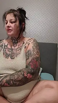 CannabisQueenn online show from 10/05/25, 07:23