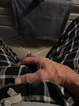 Avignon1963 online show from 04/15/26, 03:24