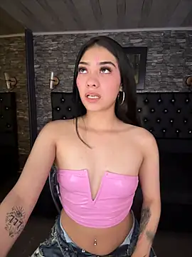 Snapshot of TayylorSexx chatting on 06/17/26, 03:42 TayylorSexx online show from 06/17/26, 03:42