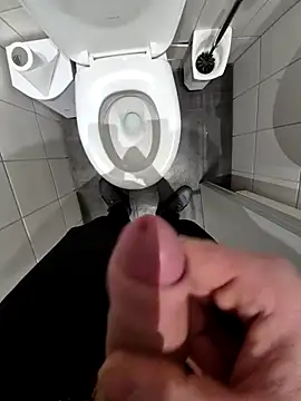 Snapshot of Oli0203@xh chatting on 02/05/26, 09:30 Oli0203xh online show from 02/05/26, 09:30