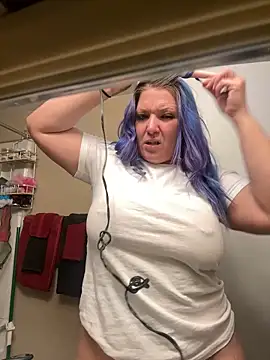 Snapshot of coco_banks chatting on 03/23/25, 04:16 coco banks online show from 03/23/25, 04:16