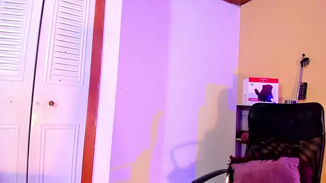 Violetta 0 online show from 01/17/26, 01:38