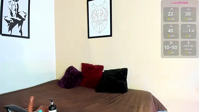 Violetta 0 online show from 04/20/26, 12:41