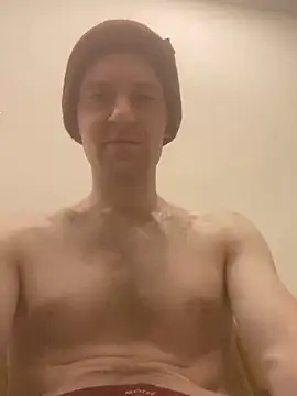 LynnAhNight online show from 02/25/25, 03:09