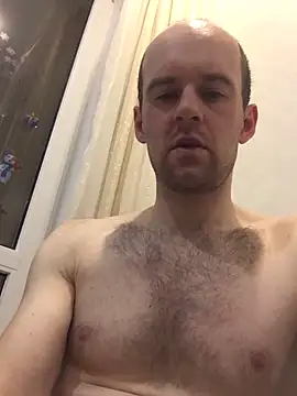 LynnAhNight online show from 11/20/25, 03:39