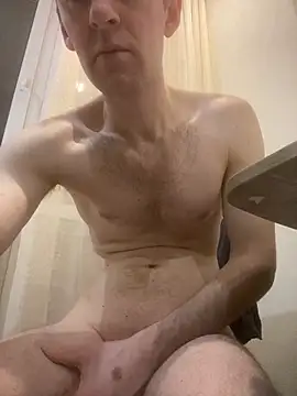 LynnAhNight online show from 02/17/26, 03:14