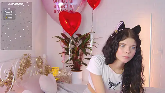 Maytaai online show from 02/12/25, 12:05