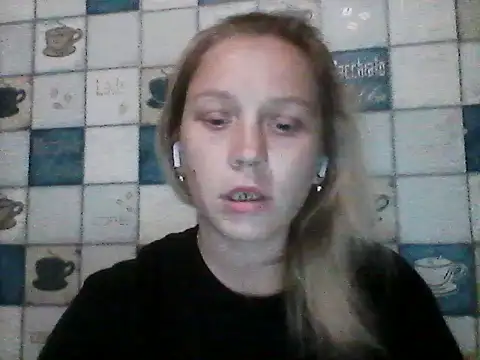 Snapshot of Anna_wey chatting on 06/25/26, 07:07 Anna wey online show from 06/25/26, 07:07