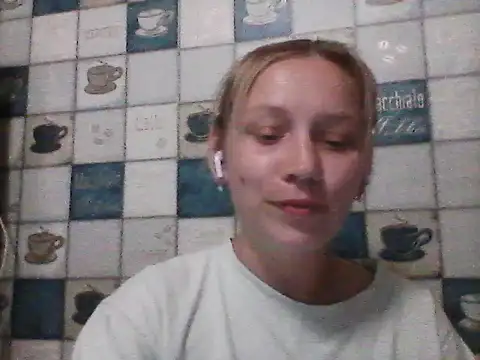 Snapshot of Anna_wey chatting on 06/29/26, 07:14 Anna wey online show from 06/29/26, 07:14