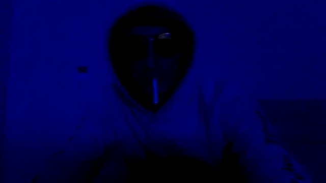 ANGELSANTAMARIA- online show from 11/12/25, 04:51