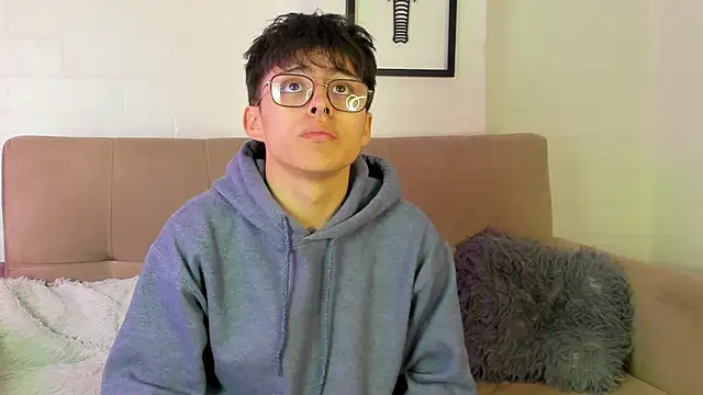 PepperTwink online show from 03/07/25, 12:45